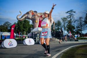 BIB: 
                            <button type="button" onclick="openModal(26542007)" class="btn btn-primary btn-sm float-right btn-popup" data-toggle="modal" data-target=".modal-high-quality">
                        <i class="fas fa-shopping-cart"></i> Add to Cart
                    </button>
                                            <button type="button" onclick="isThisMe(26542007, true)" class="btn btn-success btn-sm float-right btn-popup btn-isme hidden" data-toggle="tooltip" data-placement="bottom" title="นี่คือรูปของคุณใช่ไหม คลิกที่นี่เพื่อเอาเข้าอัลบั้ม">
                        <i class="fas fa-plus"></i> Add to album
                    </button>
                    <button type="button" onclick="isThisMe(26542007, false)" class="btn btn-warning btn-sm float-right btn-popup btn-isnotme hidden">
                        <i class="fas fa-ban"></i> Remove from album
                    </button>